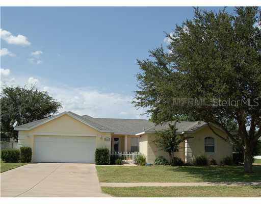 23201 Oak Prairie Cir., Sorrento, FL 32776