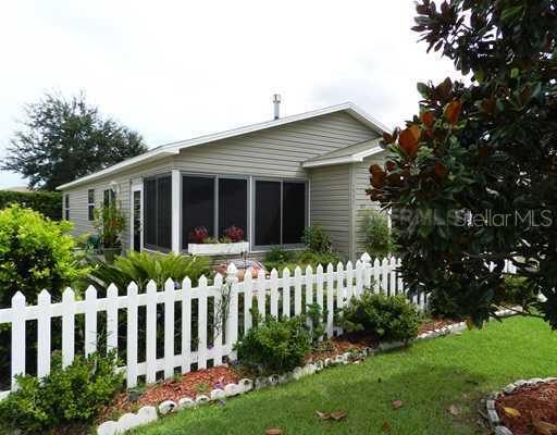 2039 Thurmond Ave., The Villages, FL 32162