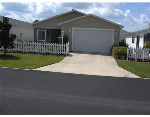 1032 Ridgeville Rd., The Villages, FL 32162