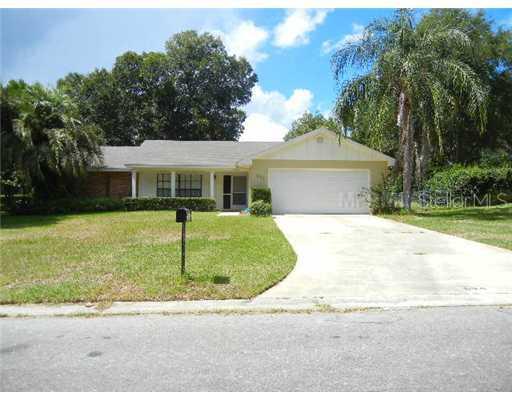 694 Jefferis Ct., Eustis, FL 32726