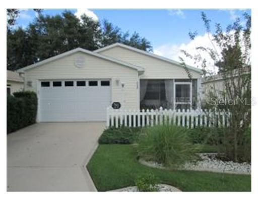 2137 Escobar Ave., The Villages, FL 32159