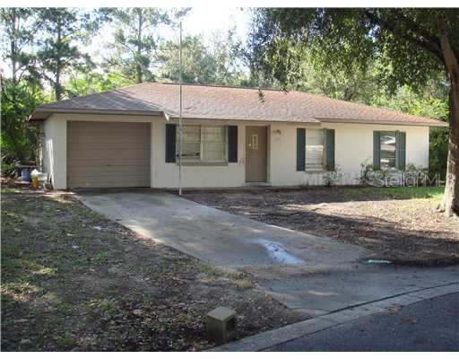 1109 Spruce Ct., Tavares, FL 32778