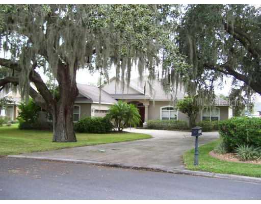 34425 Tiffany Ln., Eustis, FL 32736