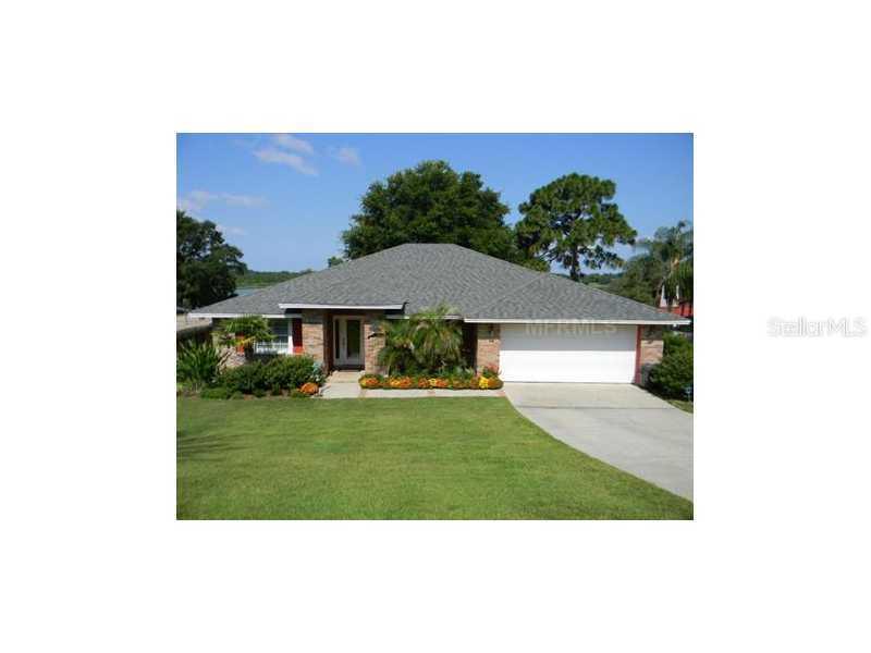 2260 Topping Pl., Eustis, FL 32726