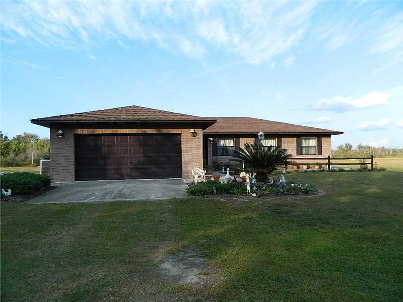 39920 Emeralda Island Rd., Leesburg, FL 34788