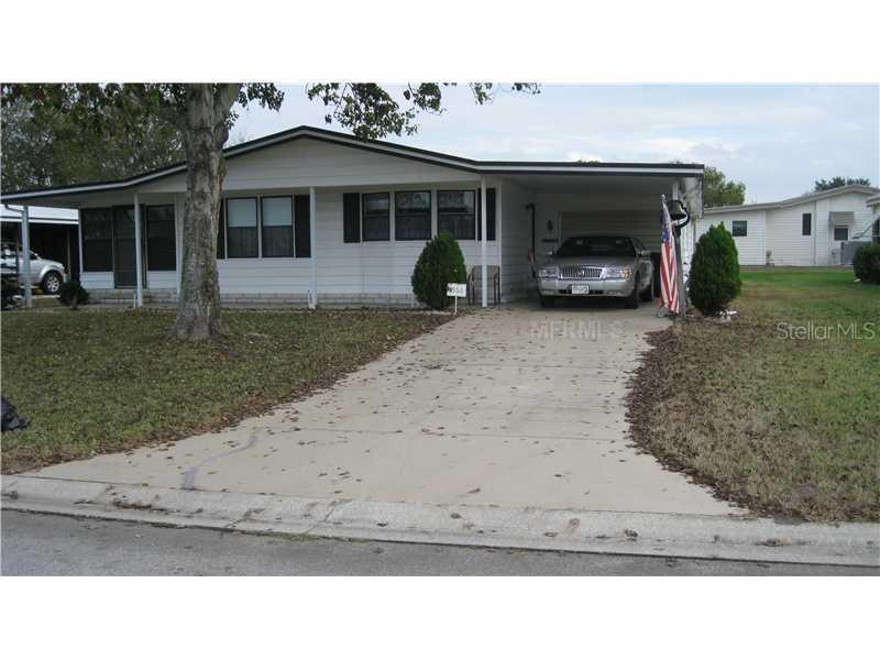 1560 Nassau Cir., Tavares, FL 32778