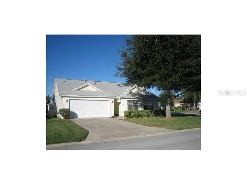 898 Oak Forest Dr., The Villages, FL 32162