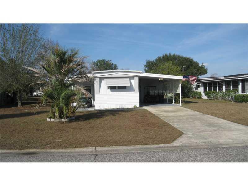 1032 Capella Dr., Tavares, FL 32778