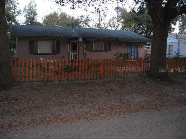 32910 Woodbine Rd., Leesburg, FL 34748