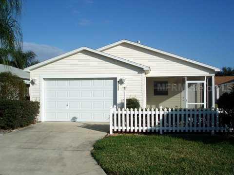 2715 Collington Dr., The Villages, FL 32162