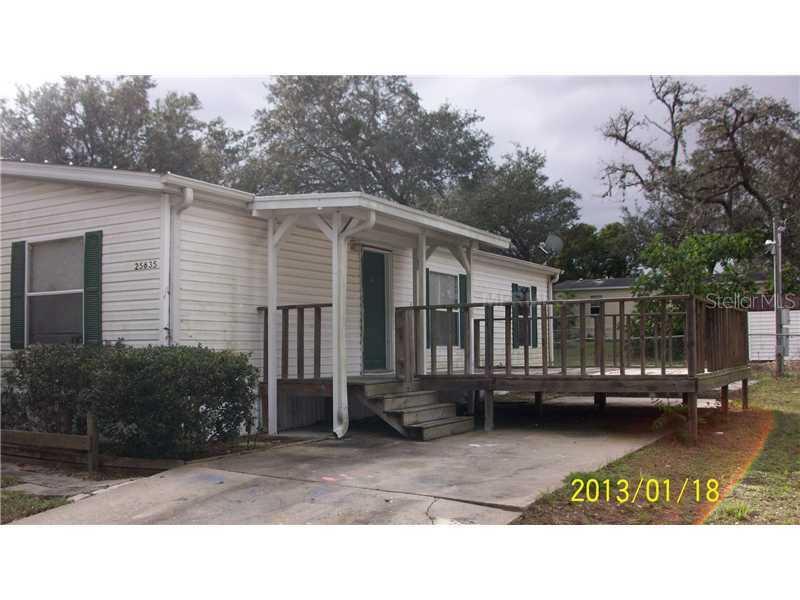 25635 Eisenhower St., Astatula, FL 34705