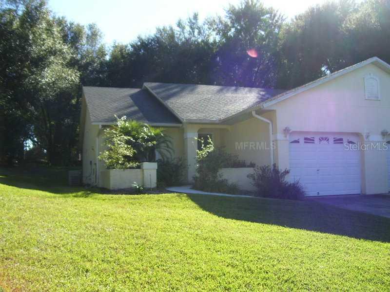 8950 Courtyard Ln., Groveland, FL 34736