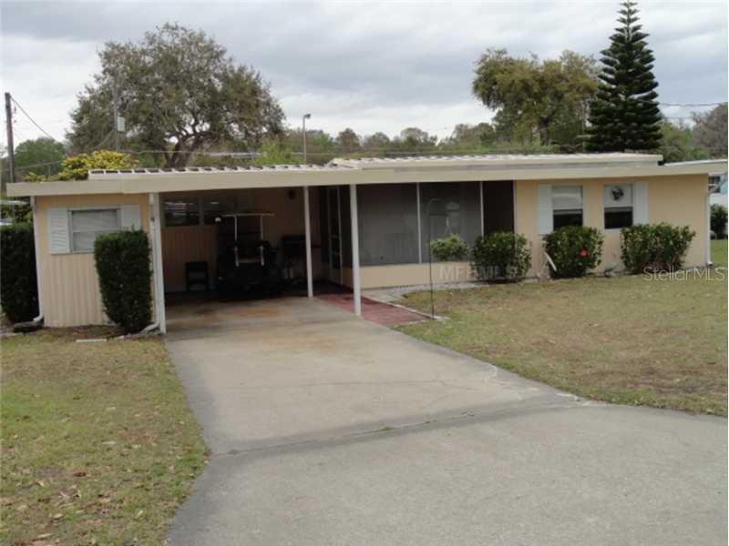 11613 Hickory Ln., Tavares, FL 32778