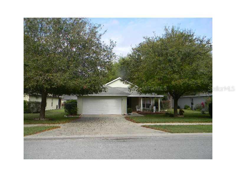 951 Vindale Rd., Tavares, FL 32778