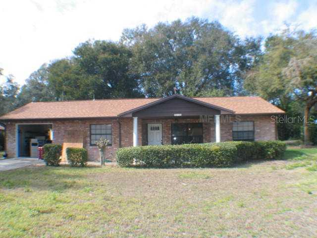 32131 Bluegill Dr., Tavares, FL 32778