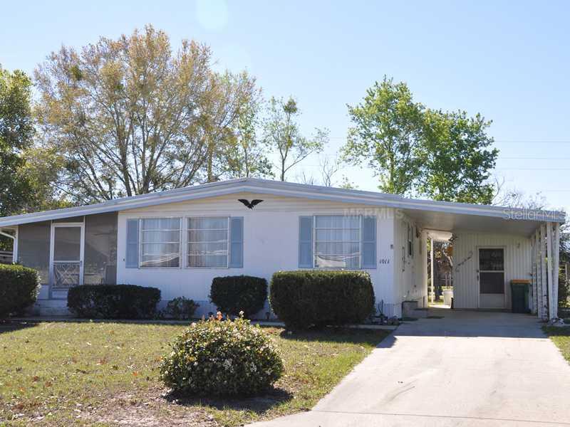 1011 Belmont Cir., Tavares, FL 32778