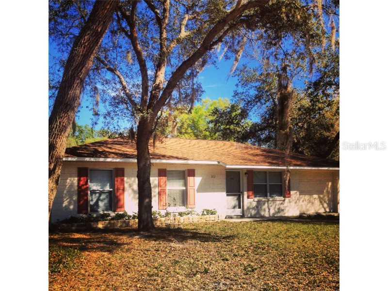 312 Deborah Ave., Leesburg, FL 34748