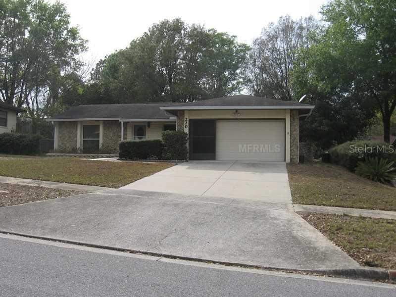 220 N Disston Ave., Clermont, FL 34711