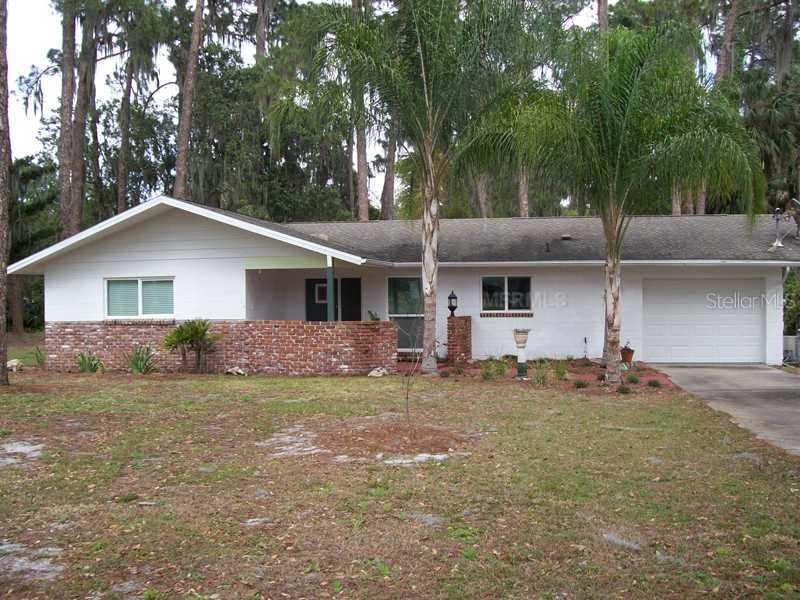 490 E Oak Hill Rd., Mount Dora, FL 32757