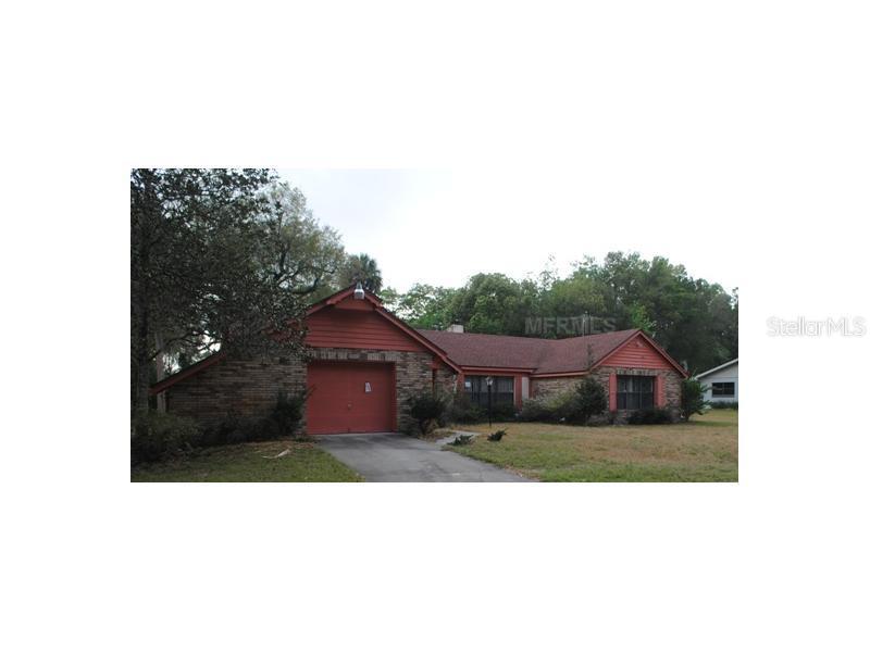 31208 Deal Dr., Sorrento, FL 32776