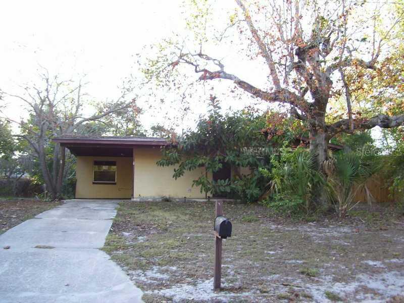 965 Emerald Dr., Mount Dora, FL 32757