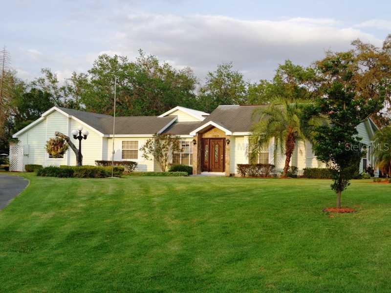 30934 Mission Ave., Tavares, FL 32778