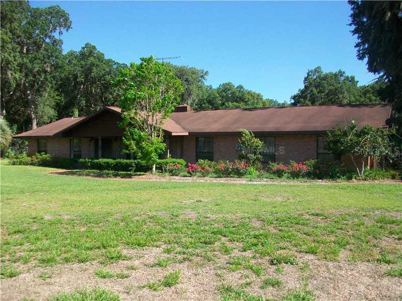 5853 County Road 500, Wildwood, FL 34785