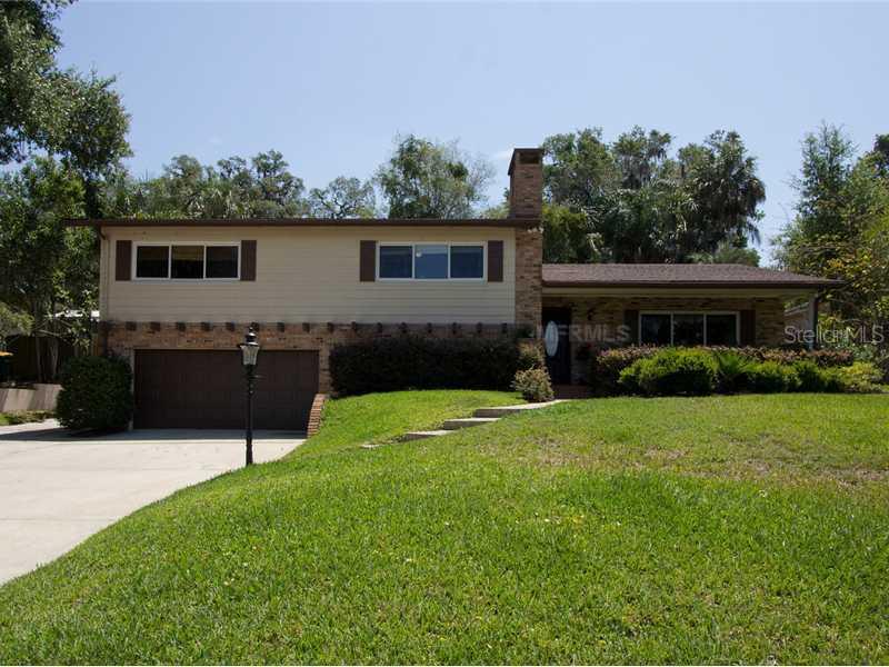 1055 Lake Gracie Dr., Eustis, FL 32726