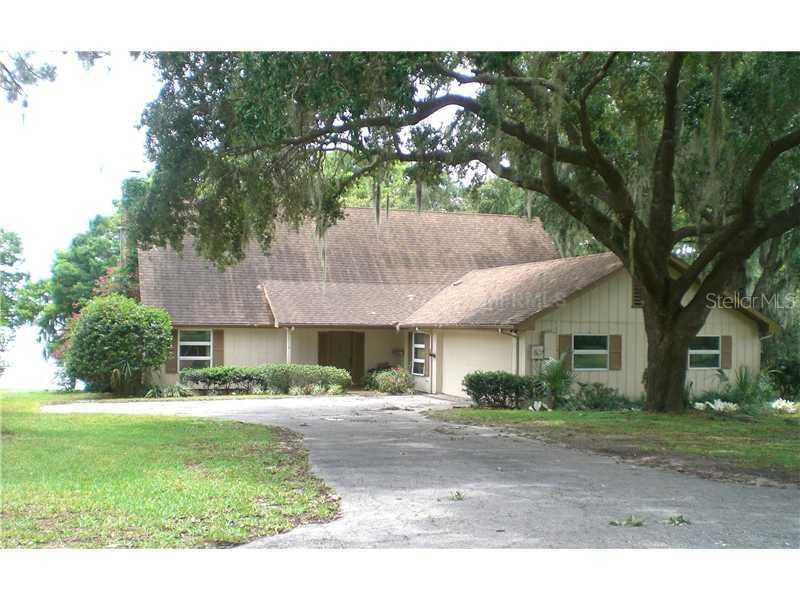 30203 Harris Dr., Leesburg, FL 34748