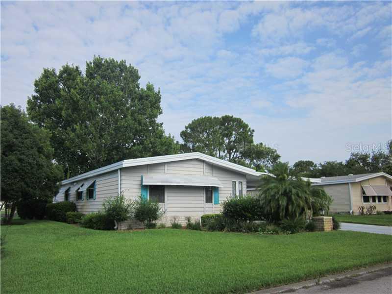 458 Peace Rd., Tavares, FL 32778