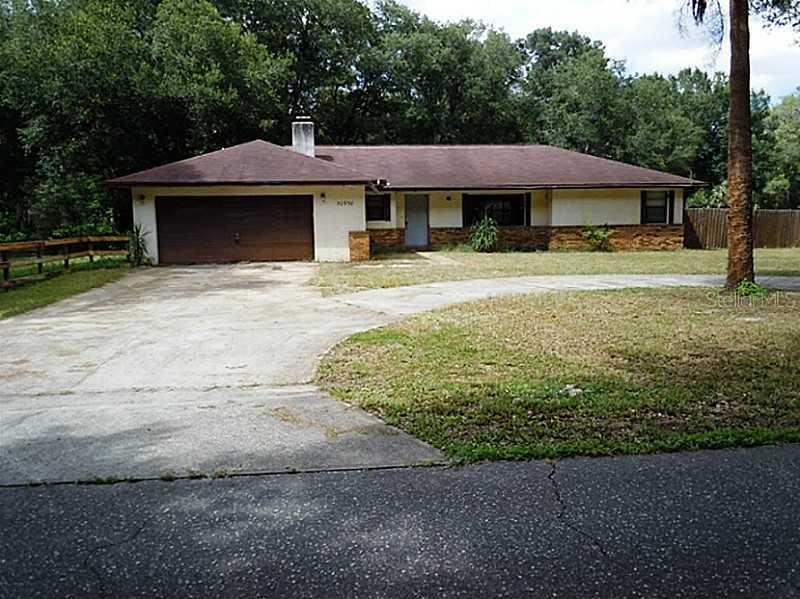 30930 Lochmore Cir., Sorrento, FL 32776