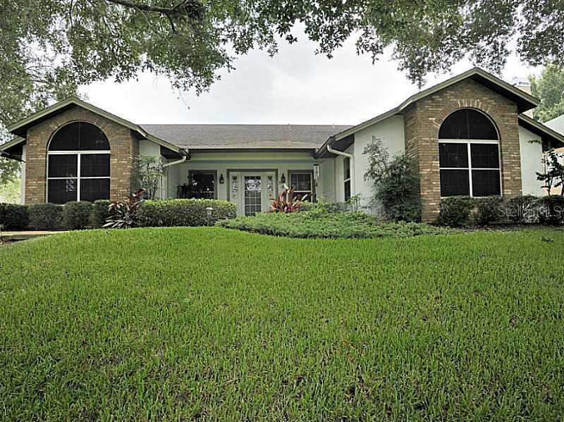 565 Chautauqua Dr., Mount Dora, FL 32757