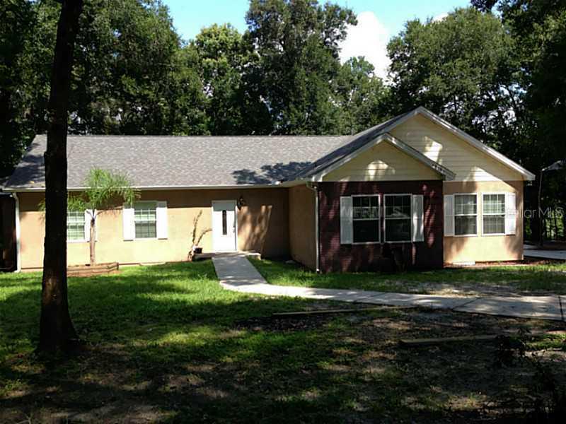 25945 Sackamaxon Dr., Sorrento, FL 32776
