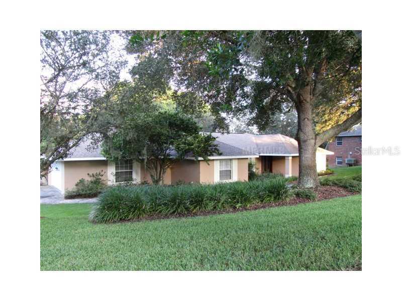 35436 Highland Dr., Eustis, FL 32736