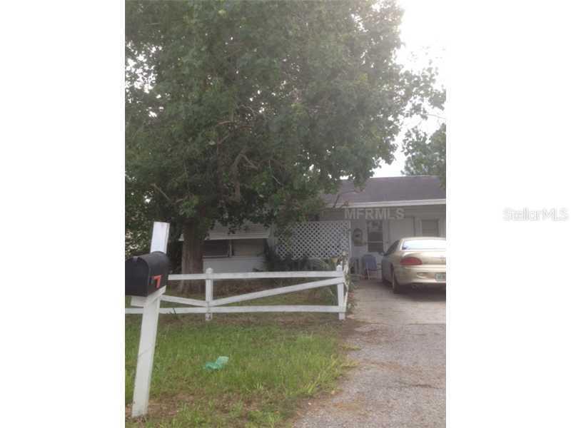 1310 North Ave., Tavares, FL 32778