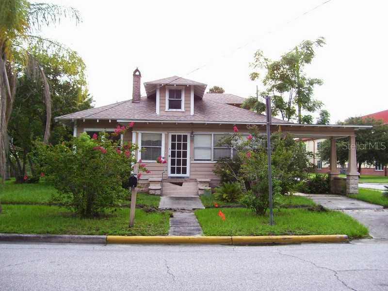 421 N New Hampshire Ave., Tavares, FL 32778