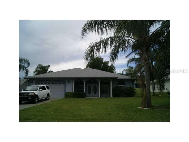 10417 Calle De Flores Dr., Clermont, FL 34711