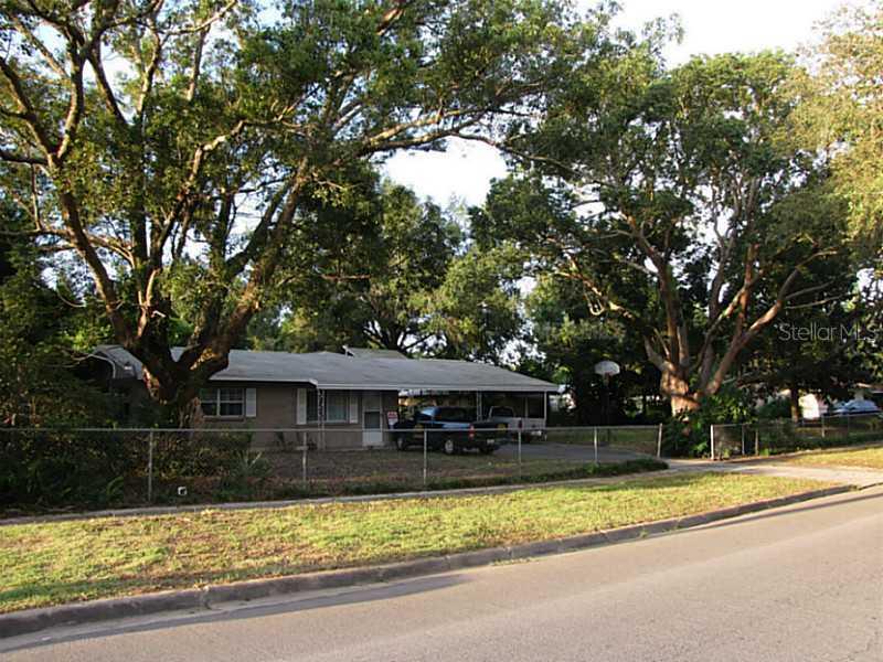 10 E Magnolia St., Davenport, FL 33837