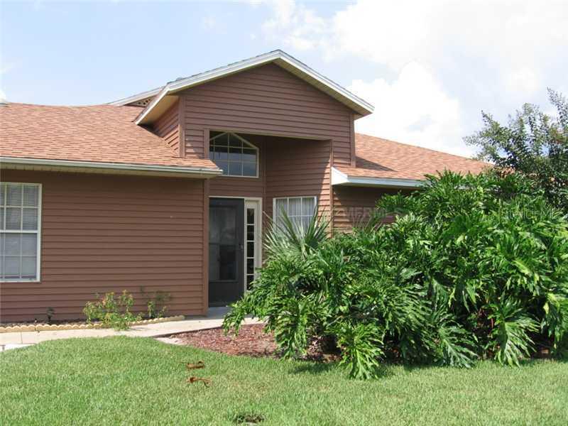 5528 Rosewall Cir., Leesburg, FL 34748