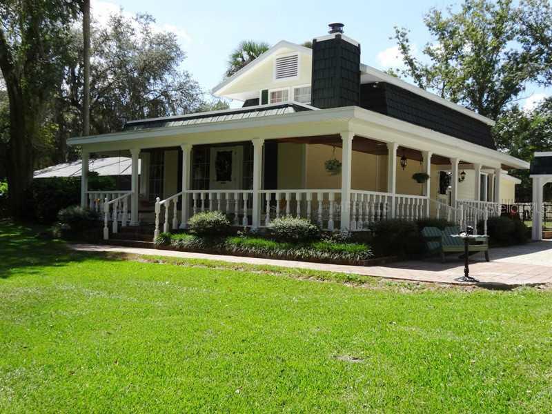 28109 Tammi Dr., Tavares, FL 32778