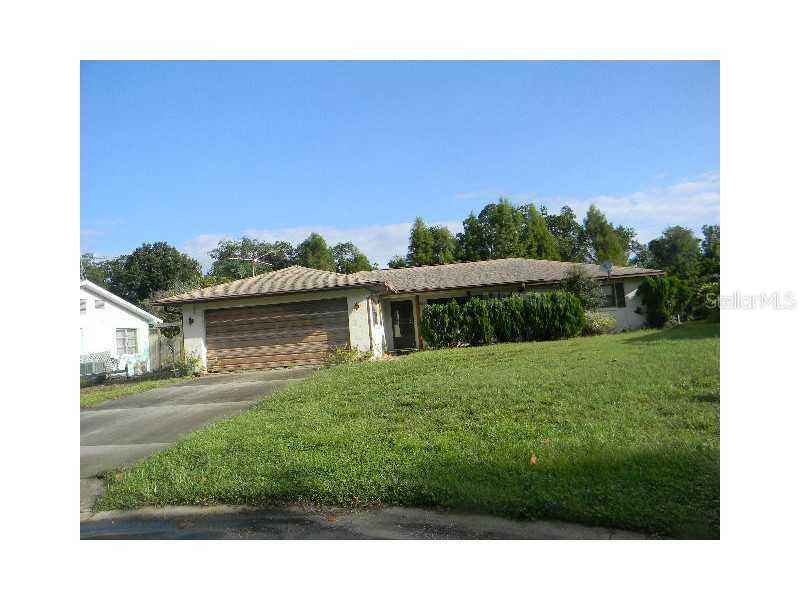 26639 W Cove Dr., Tavares, FL 32778