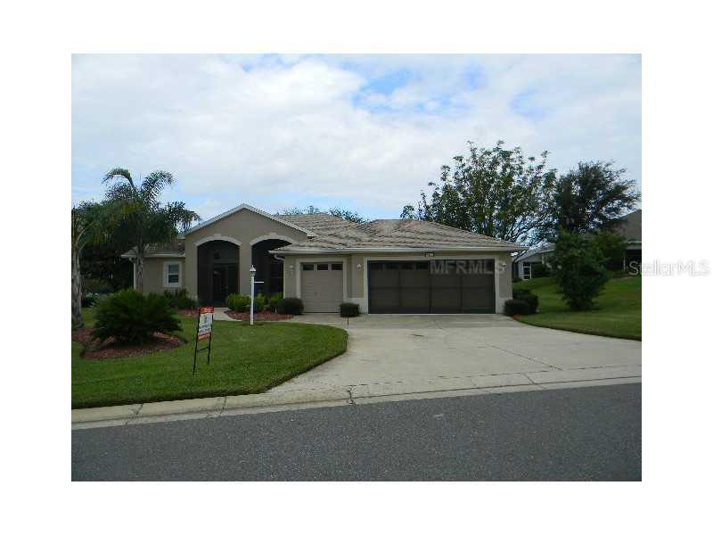 5439 Bounty Cir., Tavares, FL 32778