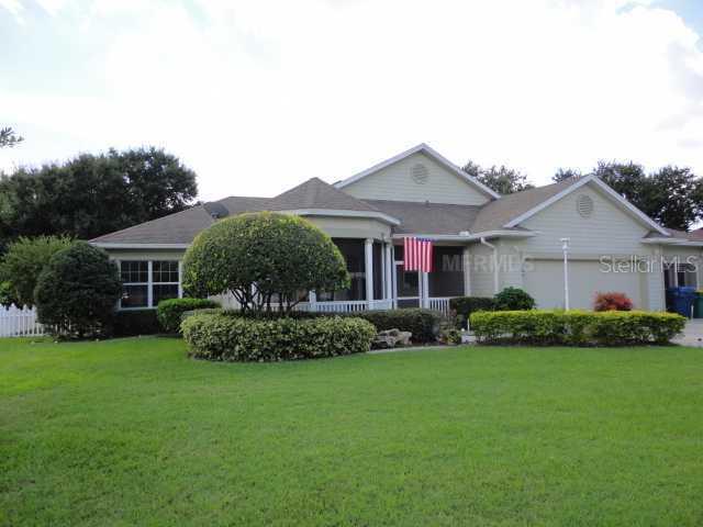 206 Shorewood Dr., Tavares, FL 32778