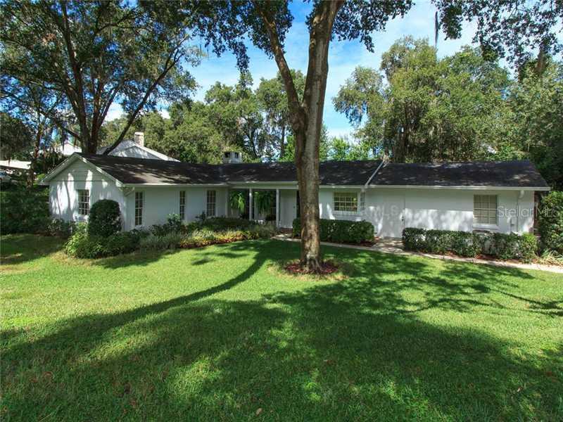 2105 Normandy Dr., Mount Dora, FL 32757