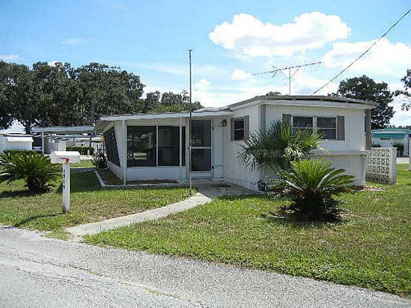 1319 Southshore Dr., Tavares, FL 32778