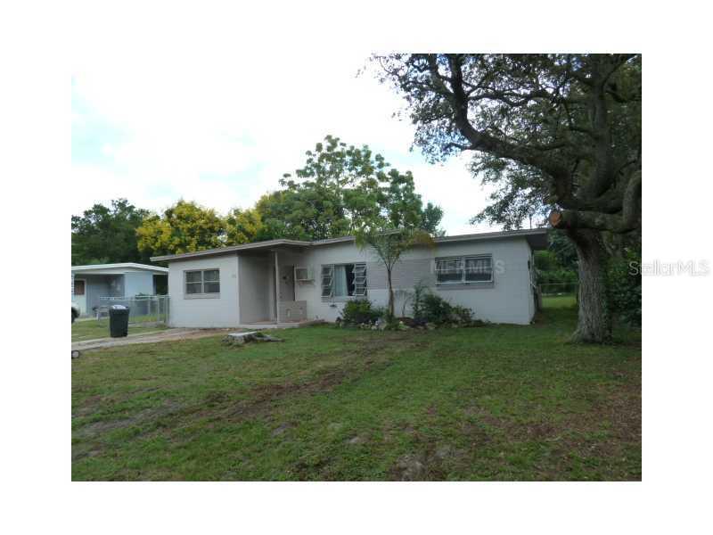 1350 Morningside St., Mount Dora, FL 32757