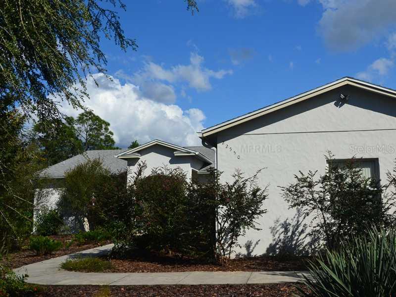 22550 Carolyn Ln., Astatula, FL 34705