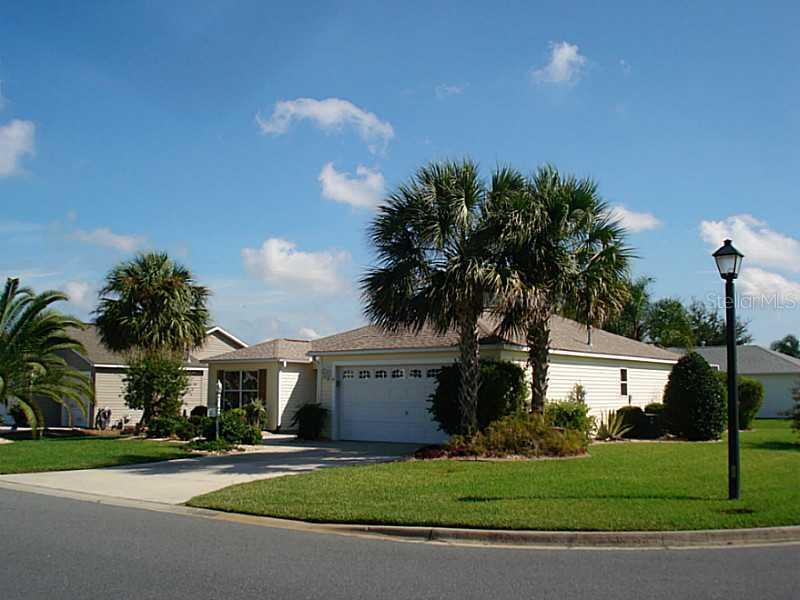 899 Reed Ter., The Villages, FL 32162
