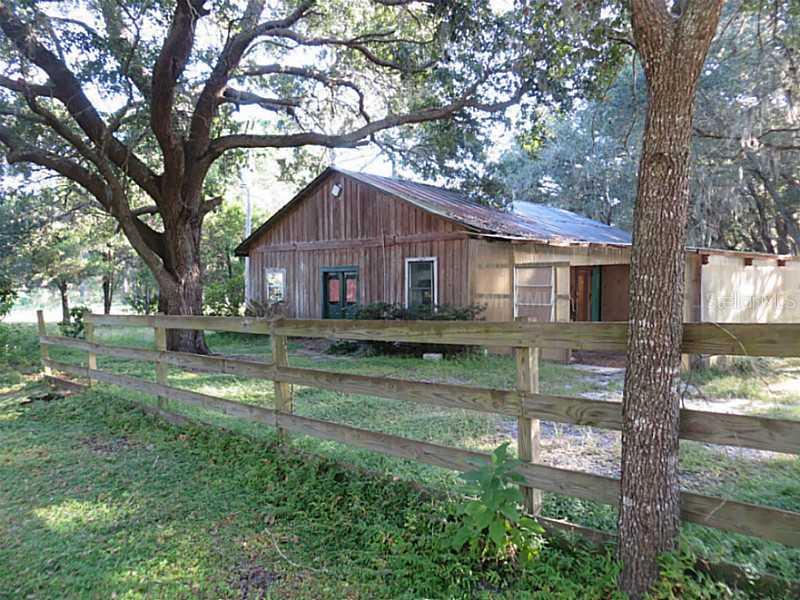 18520 Weedy Fields Dr., Groveland, FL 34736