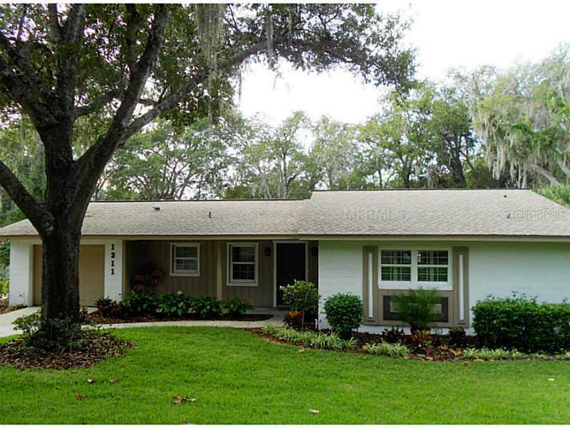 1311 Overlook Dr., Mount Dora, FL 32757